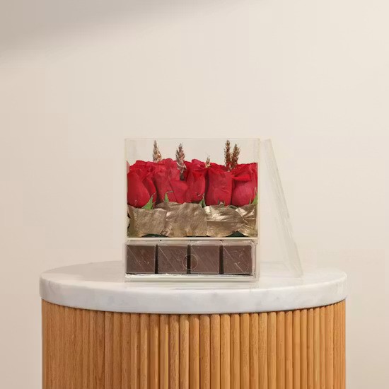 Midnight Serenade Luxury AR Gift Box with Deep Red Roses and Chocolates